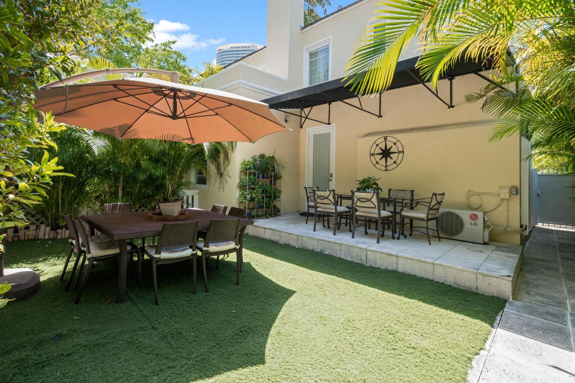 Villa Venezia Bb Miami Beach Exterior photo