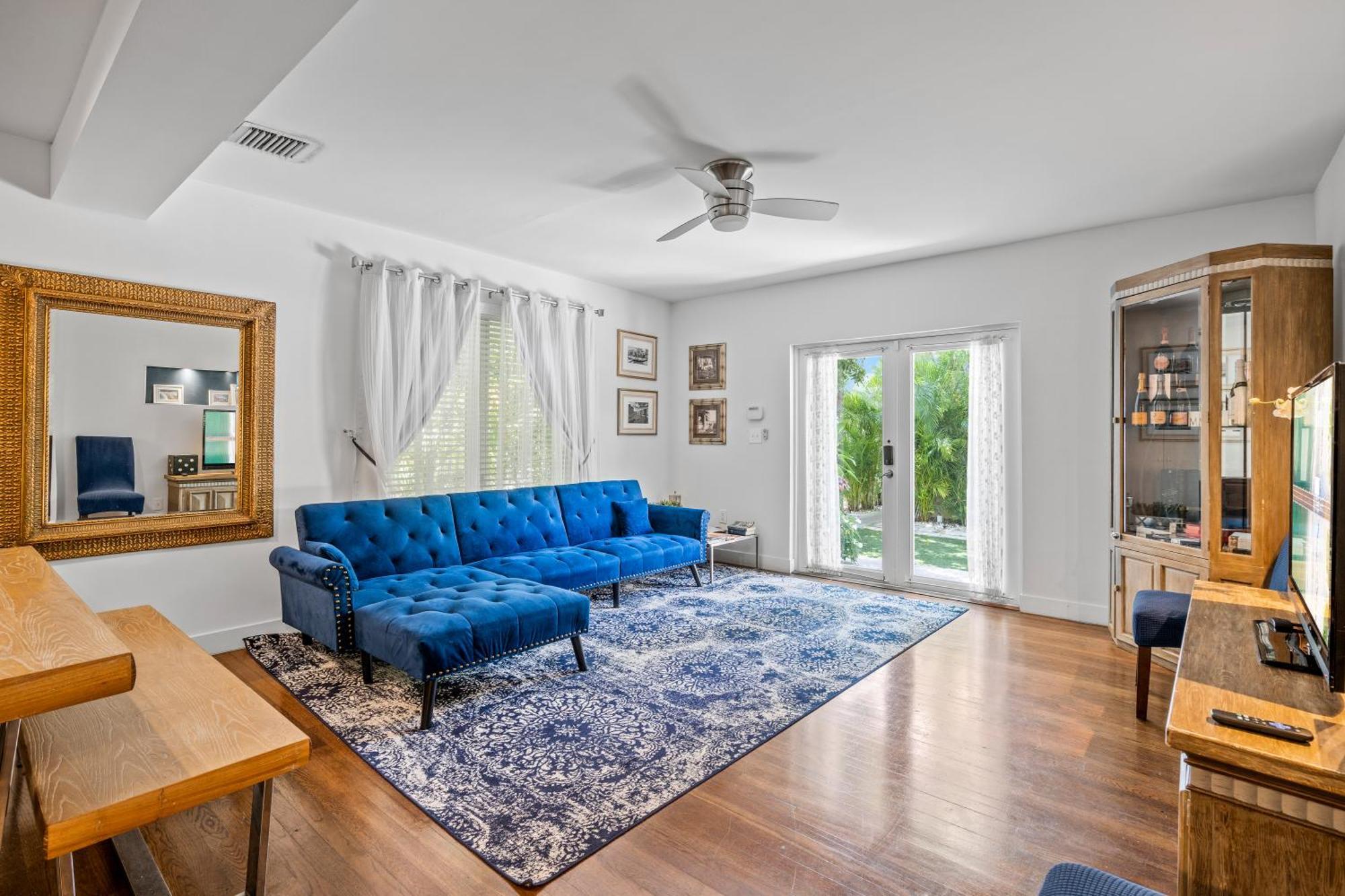 Villa Venezia Bb Miami Beach Exterior photo